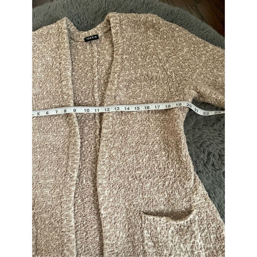 ‎Torrid popcorn textured cardigan - Picture 6 of 6